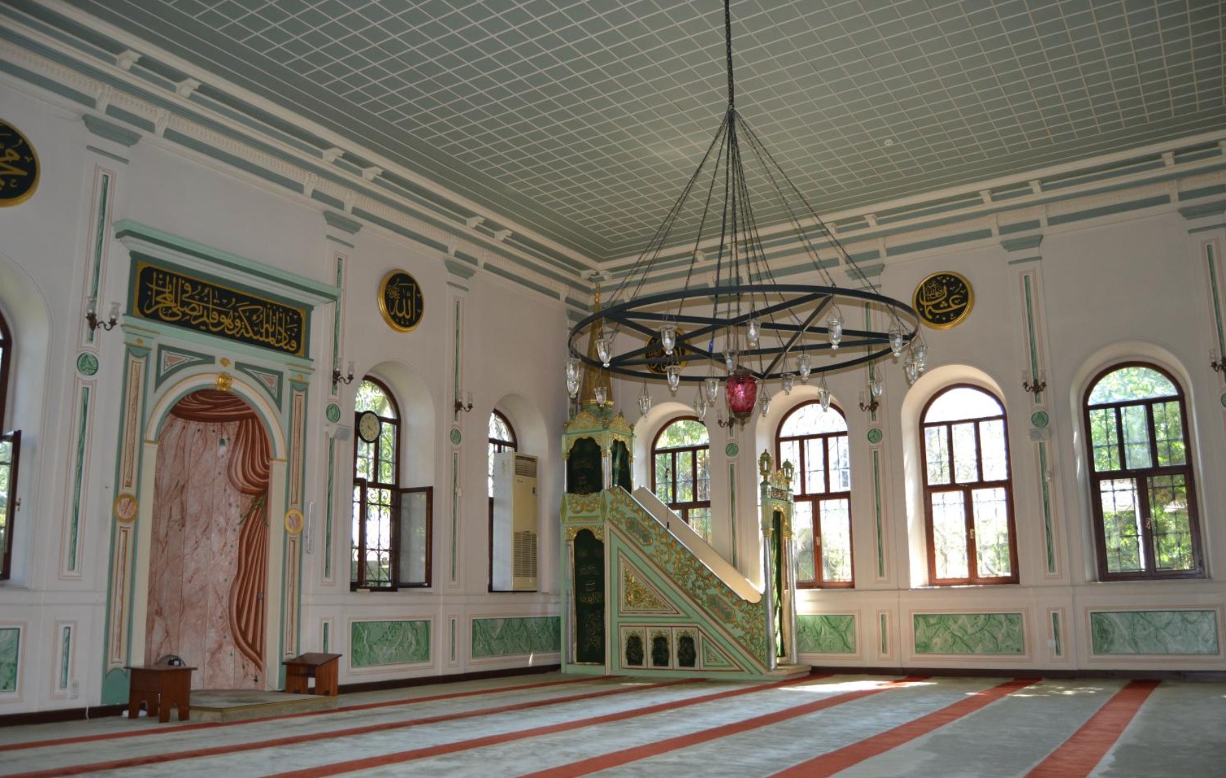 جامع تشاكيرجي حسن باشا