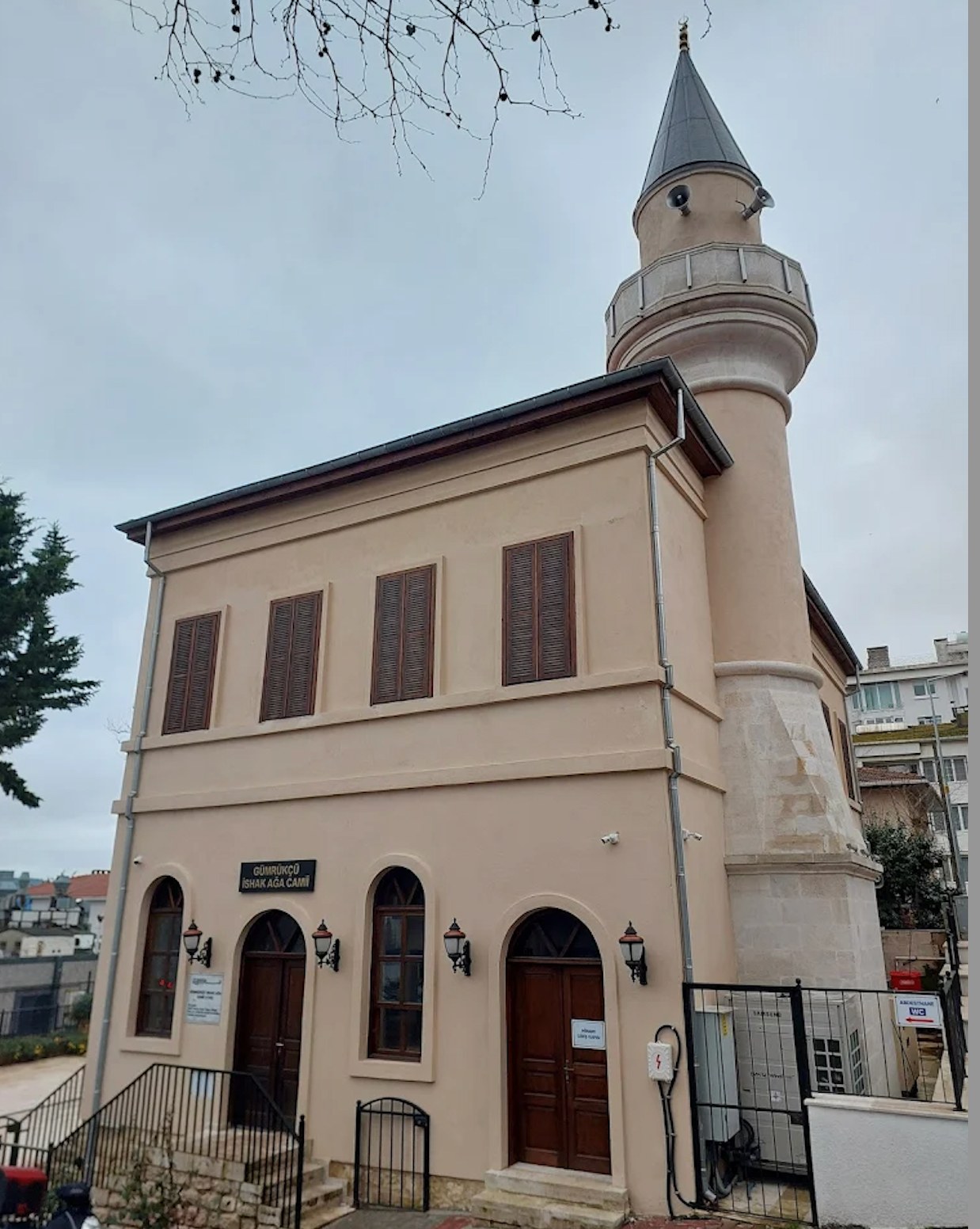 جامع غمروكجي إسحاق آغا