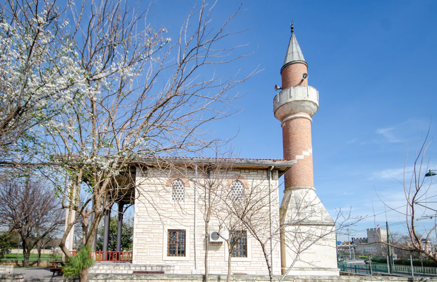 جامع إلياس زاده