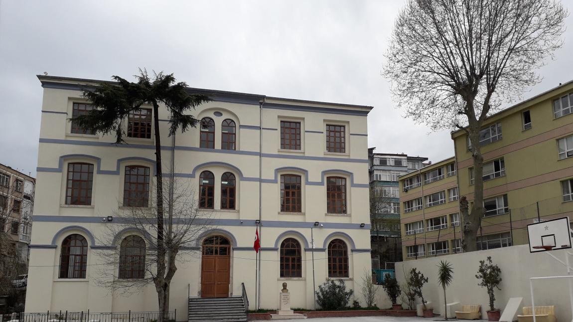 Kabataş Commerce Vocational and Technical Anatolian High School