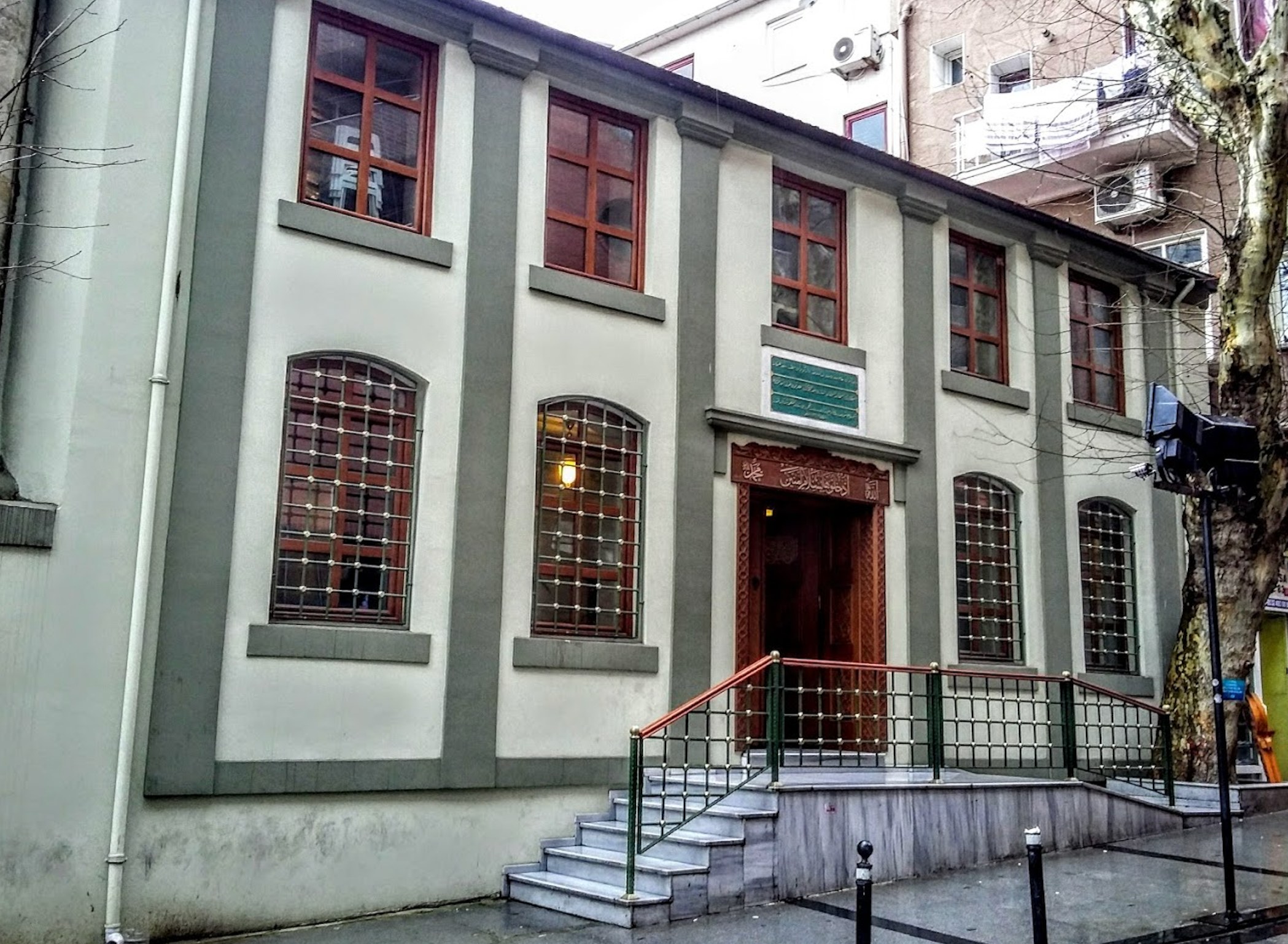 Kaptan İbrahimağa Camii