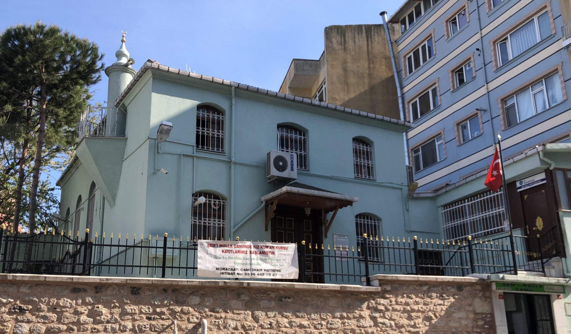 Şem'i Molla Mosque