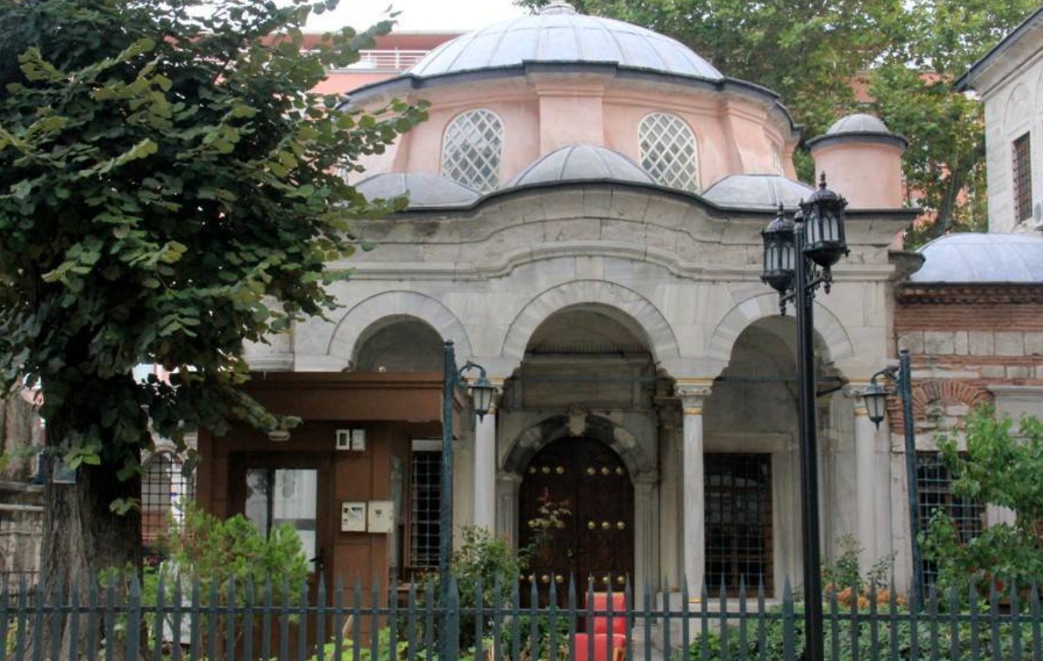 Мавзолей Шейсувар Султан