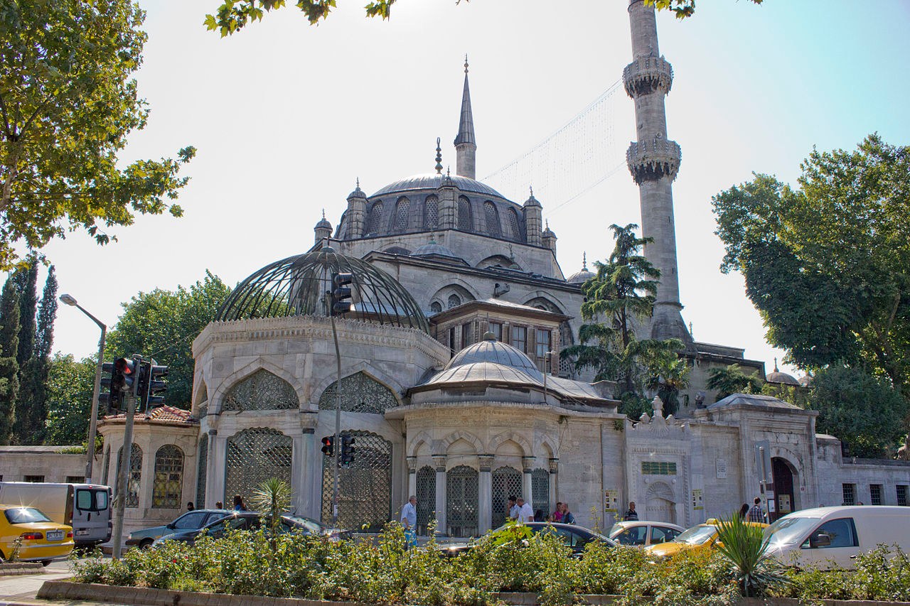 Valide-i Cedid Mosque