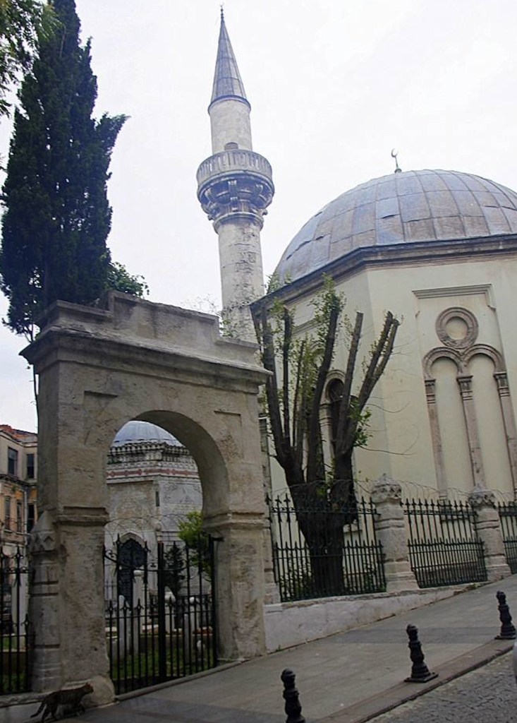 fuad_pasa_camii