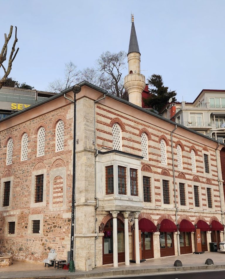 Hacı Kemalettin Moschee