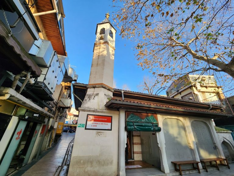 Hamdullah Paşa Moschee