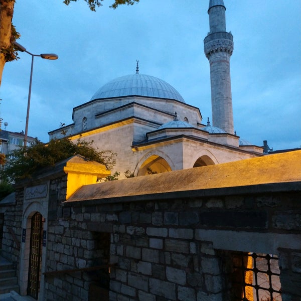 iskenderpasa_camii