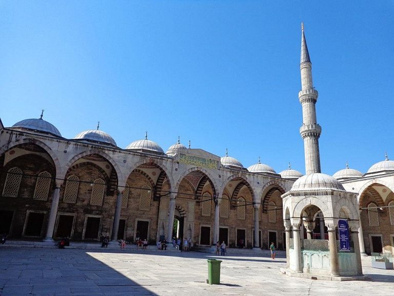 Mahmutpaşa Moschee