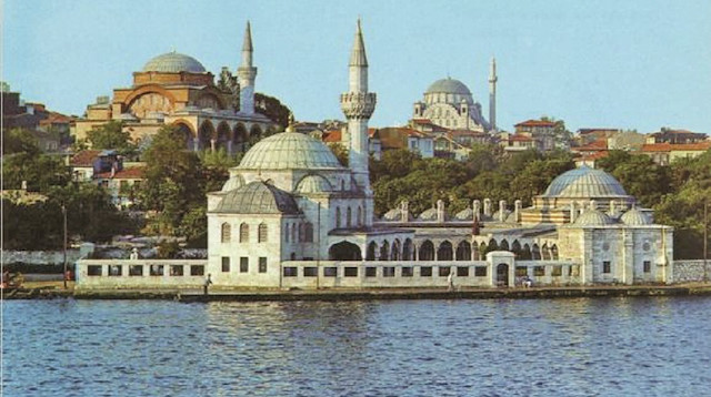 Şemsi Paşa Moschee