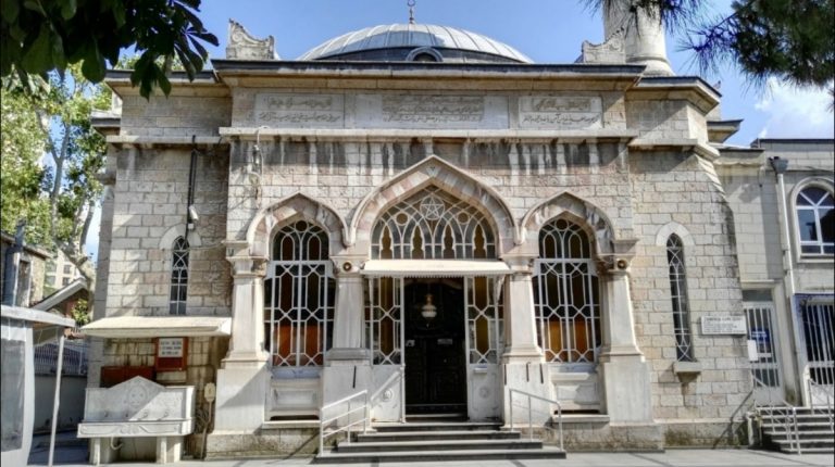  Zihnipaşa Moschee