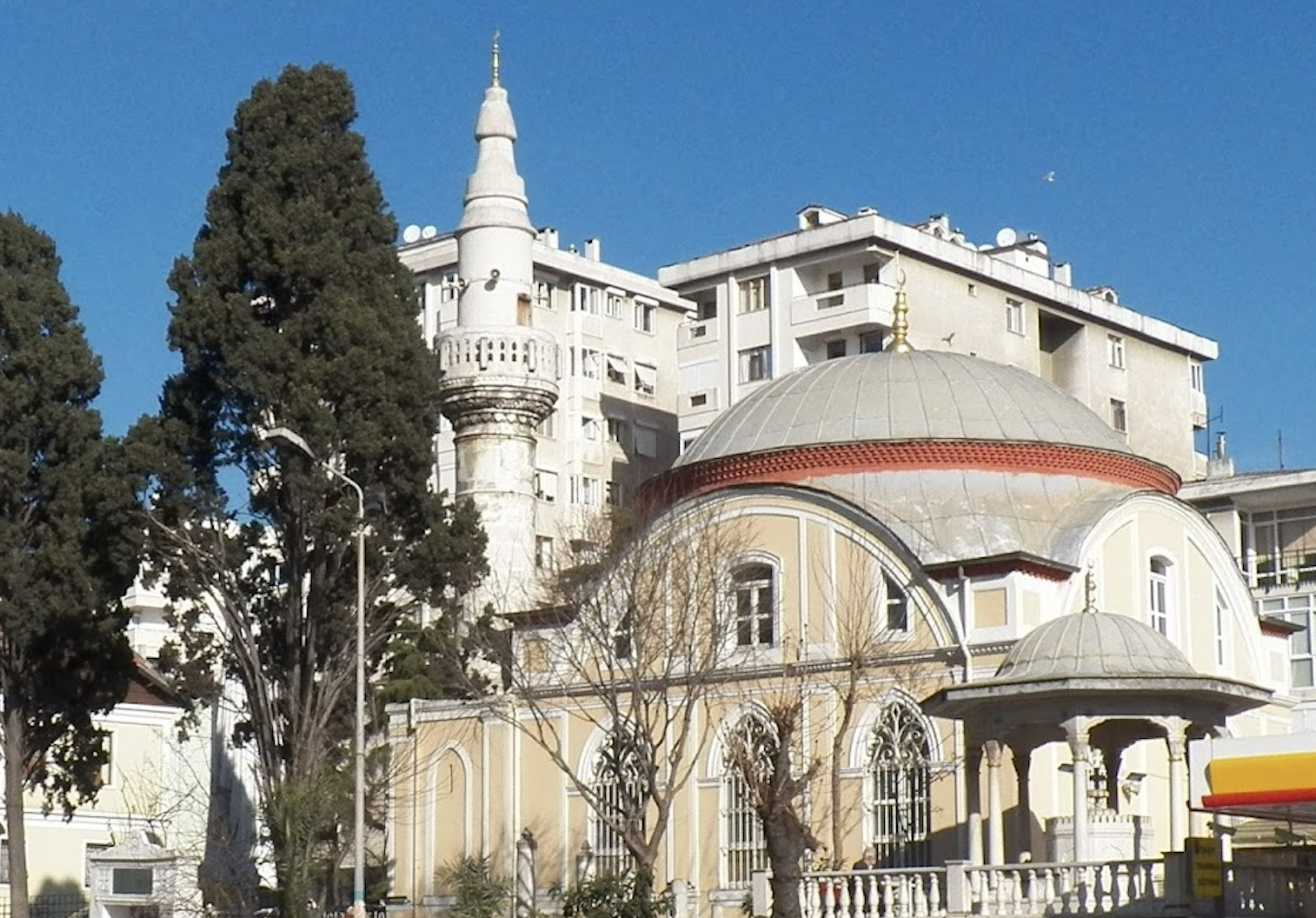 Zühtü Paşa Mosque