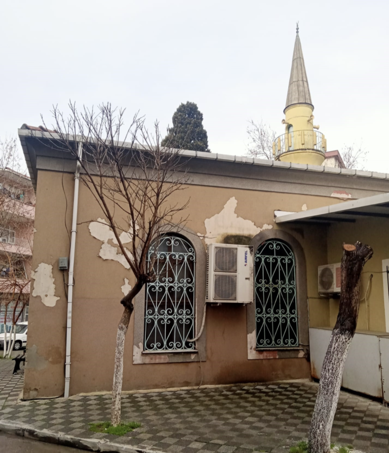 Çalık Hacı Aliağa Gümüşpınar Moschee