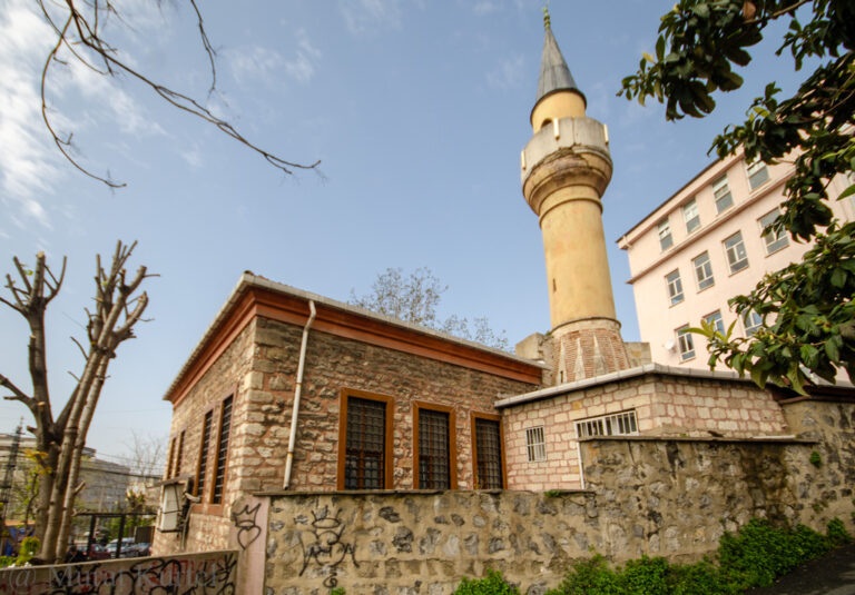 Çavuşzade Moschee