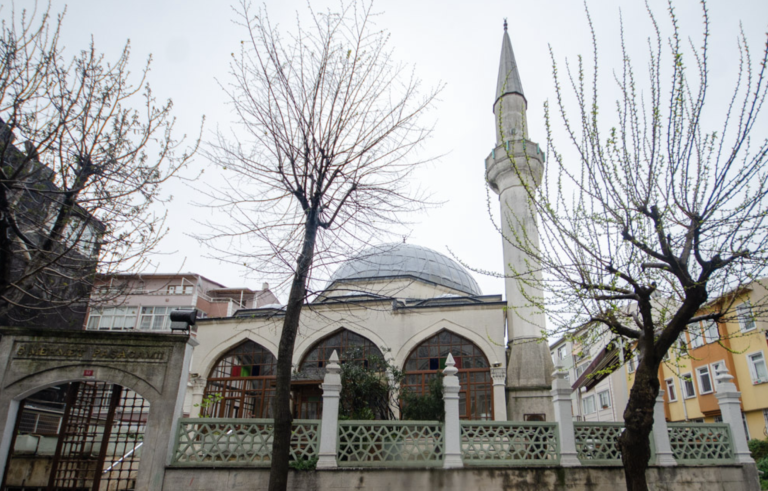 Damat Öksüz Mehmet Paşa Moschee