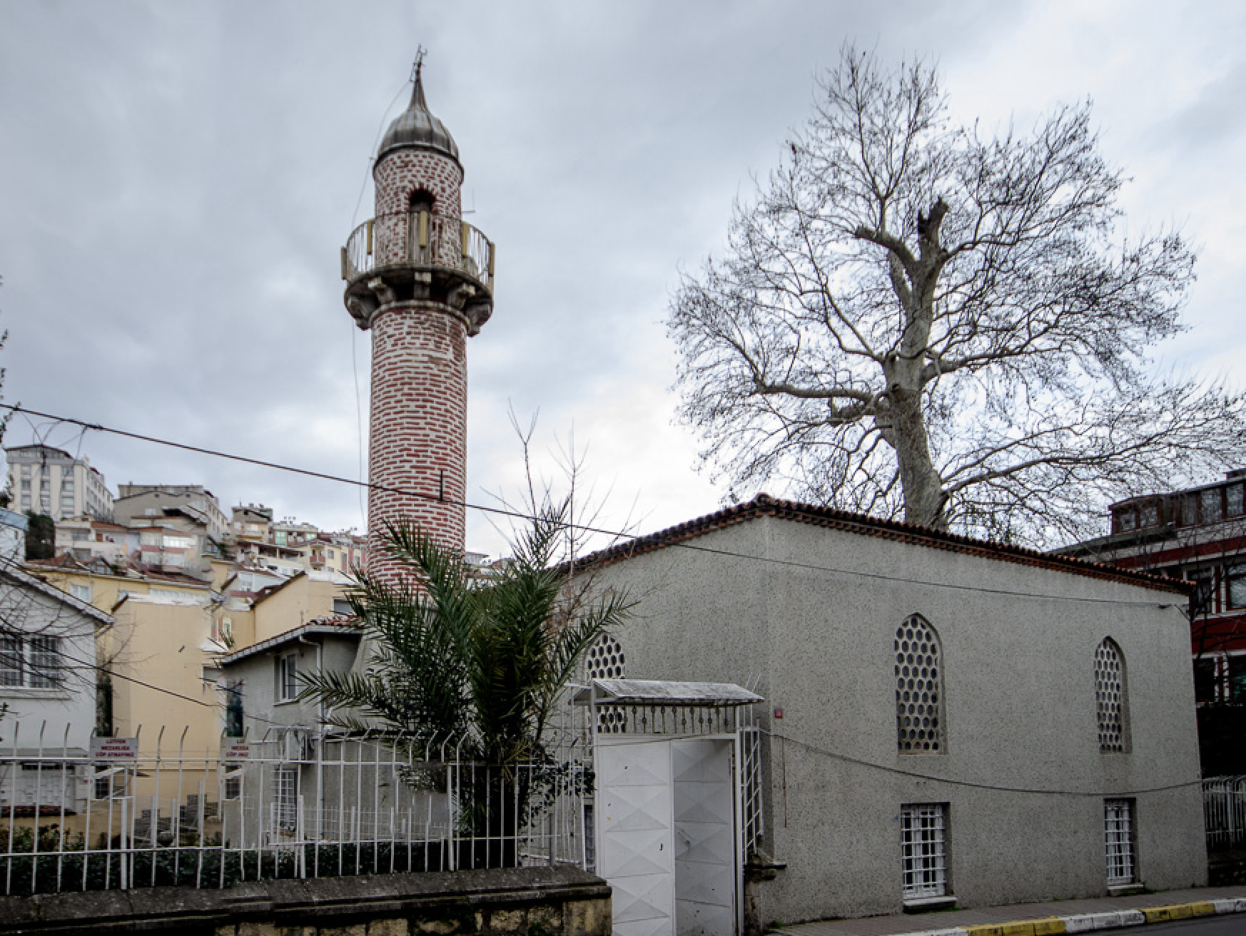 Düğmeciler Mosque