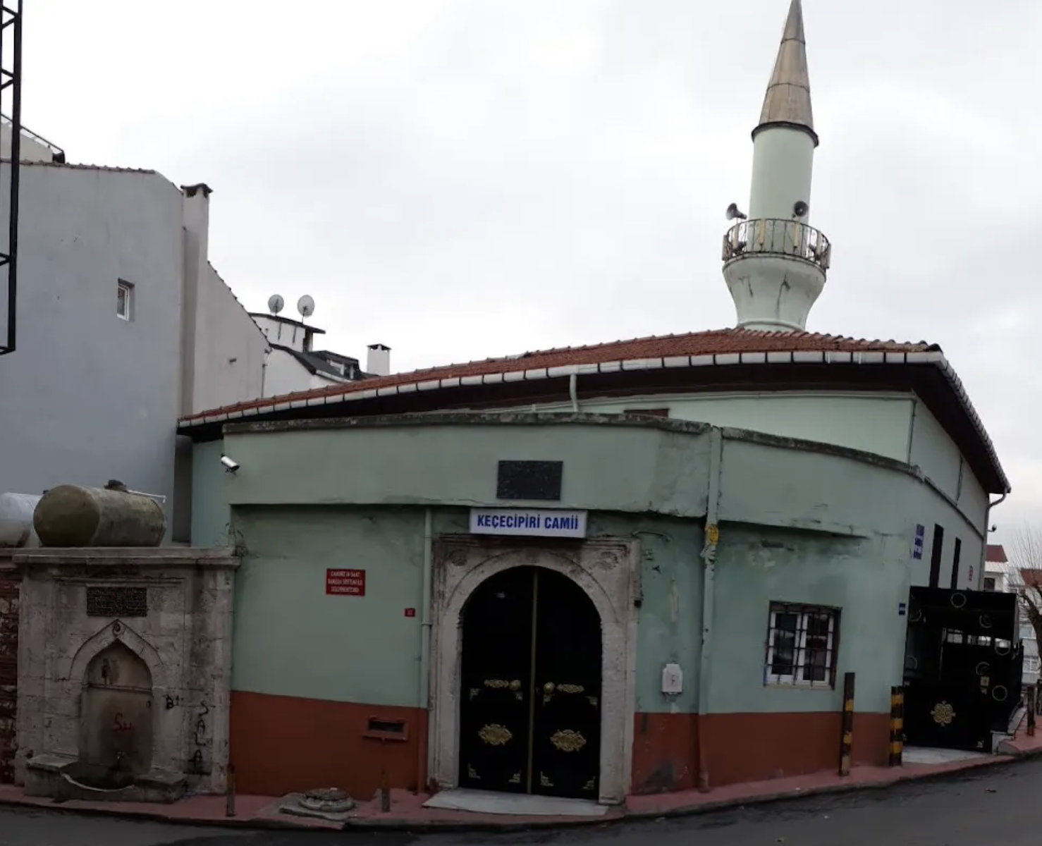 Keçecipiri Mosque