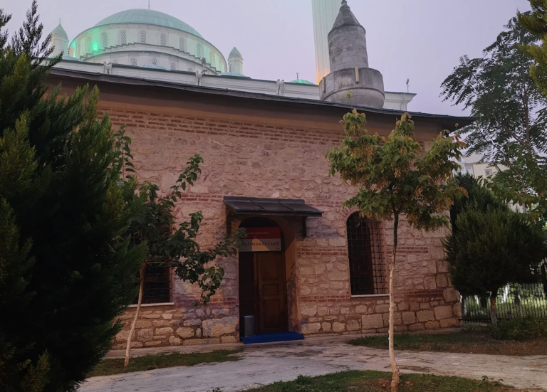 Köyiçi Merkez Moschee