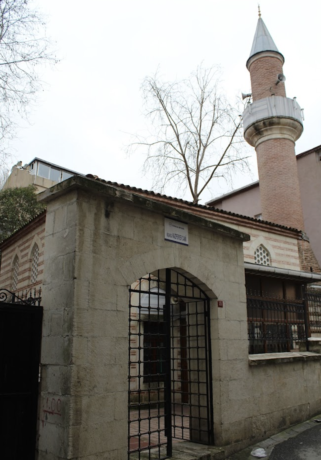 Nazperver Mosque