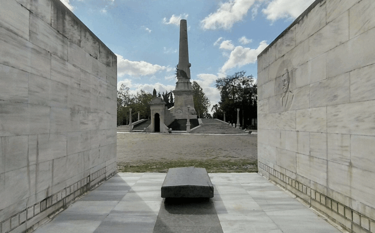Ahmed Şefik Midhat Paşa Mausoleum
