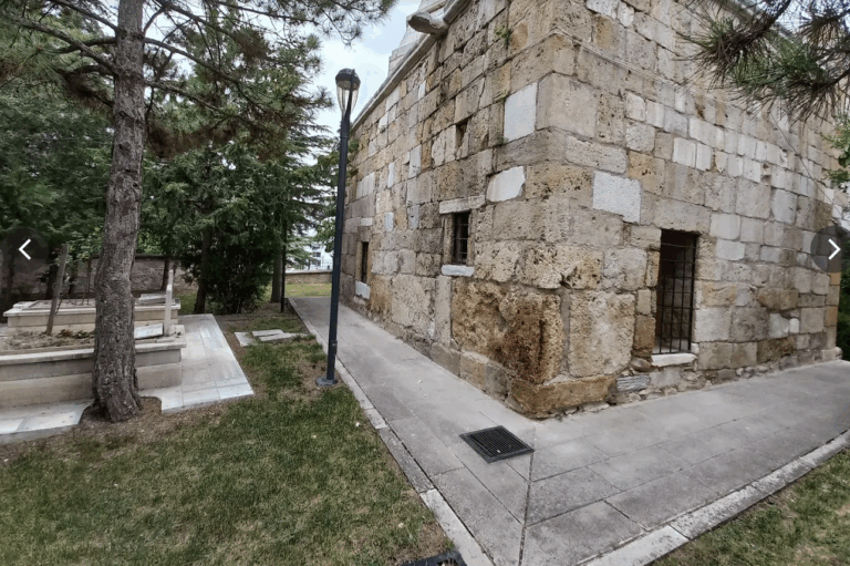 Aşık Paşa Mausoleum