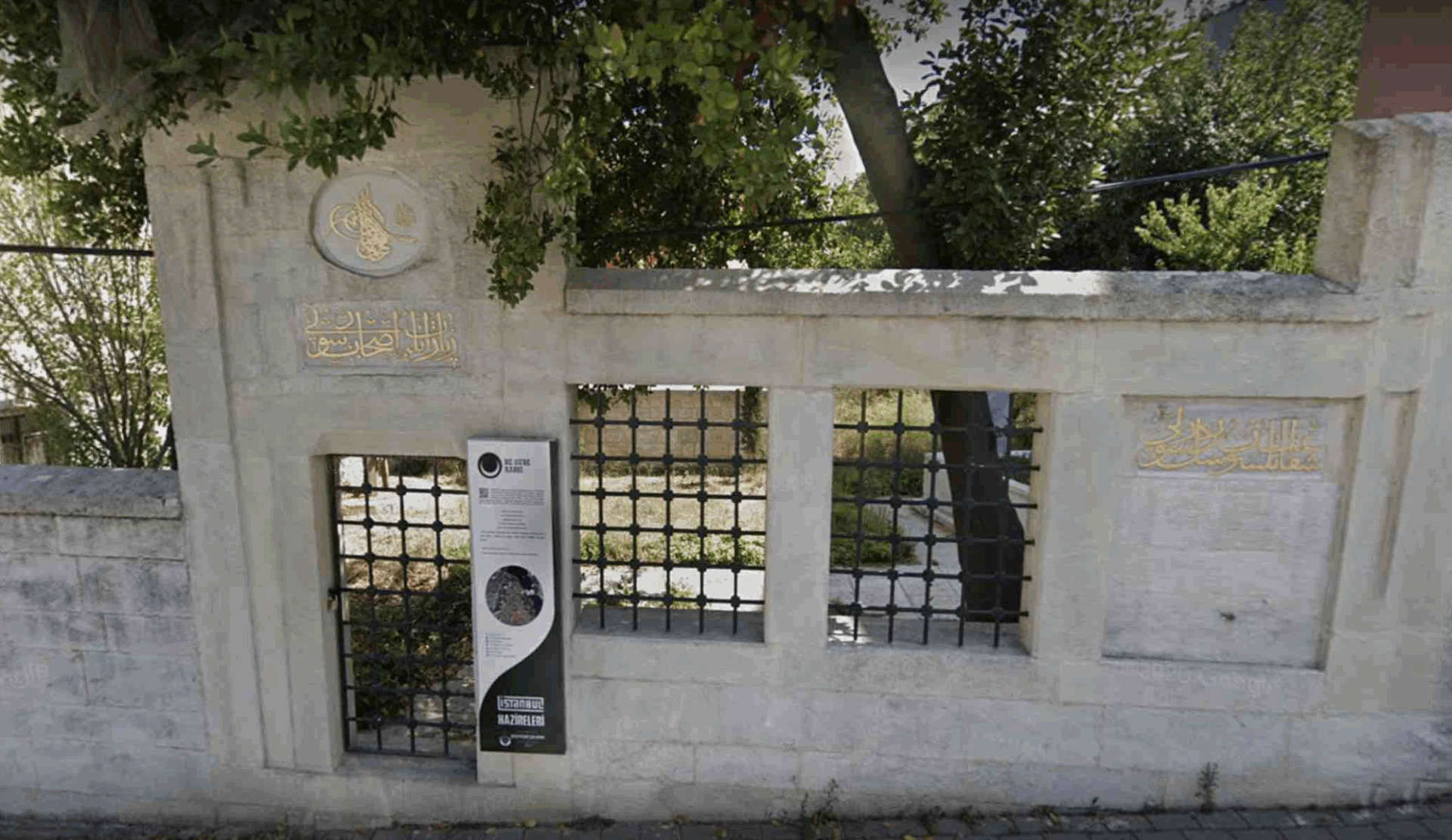 Avcıbaşı Mehmed Bey Türbesi