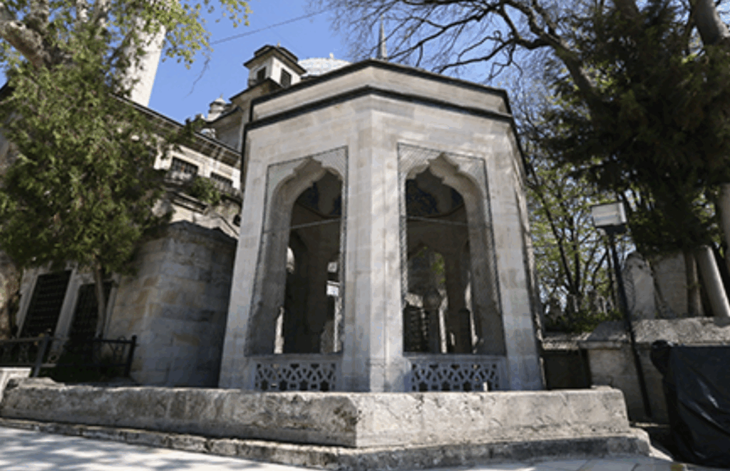 BULAK MUSTAFA PAŞA TÜRBESİ