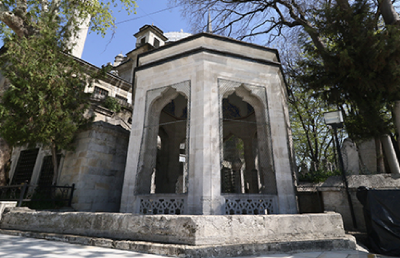 Bulak Mustafa Paşa Türbesi