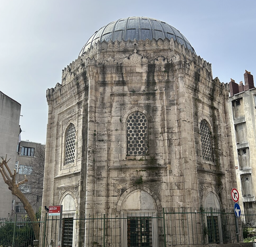 Hüsrev Paşa Türbesi