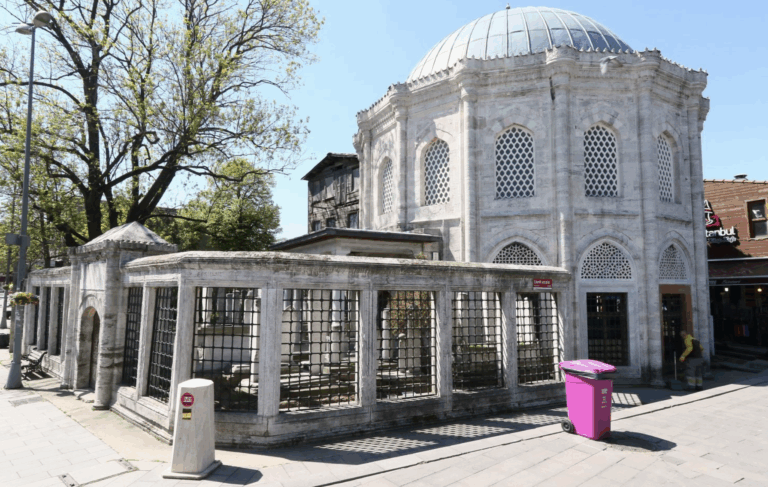 Ferhad Paşa Mausoleum