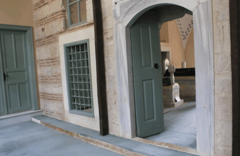 Güzelce Ali Paşa Mausoleum