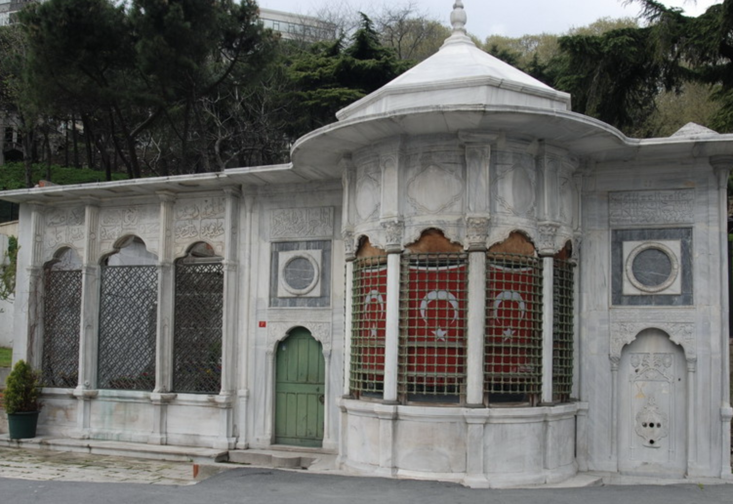 Hacı Mehmed Emin Ağa Türbesi