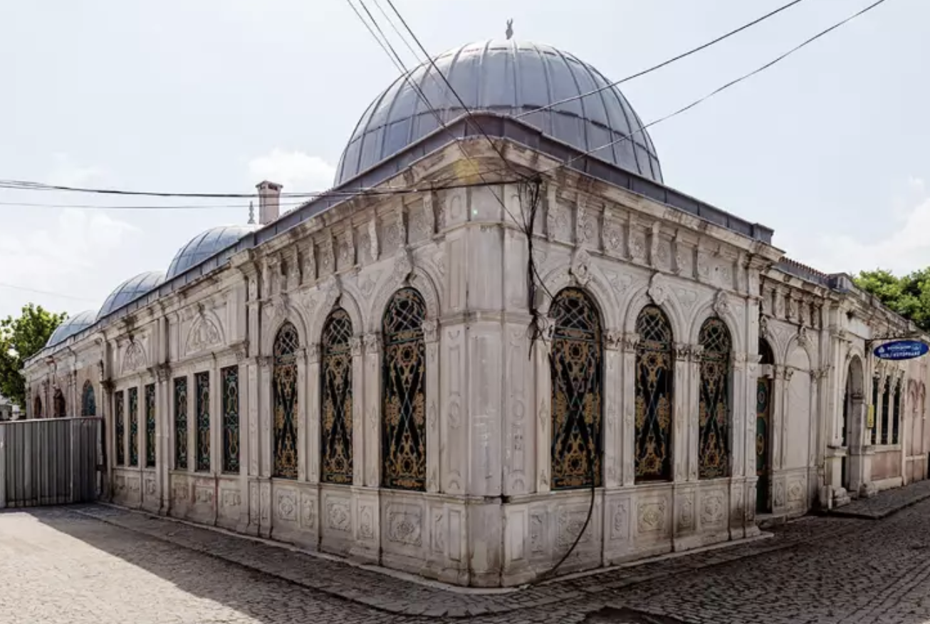Halil Rıfat Paşa Türbesi