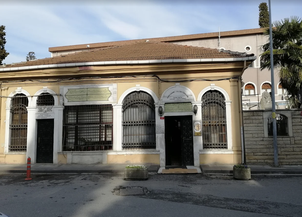 Karaca Ahmed Türbesi