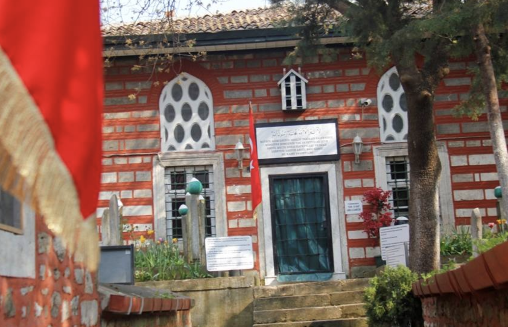 Pir Abdul Mecid Sivasi Türbesi