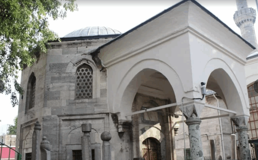 SAFİYE SULTAN TÜRBESİ