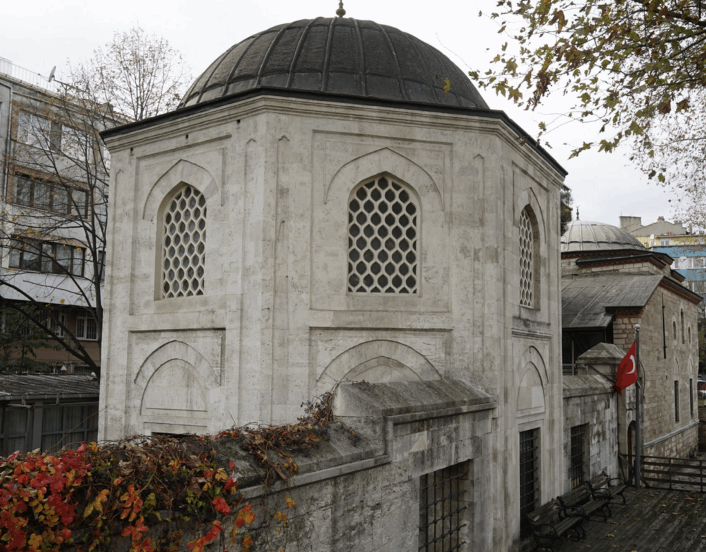 ŞAH HUBAN HATUN TÜRBESİ