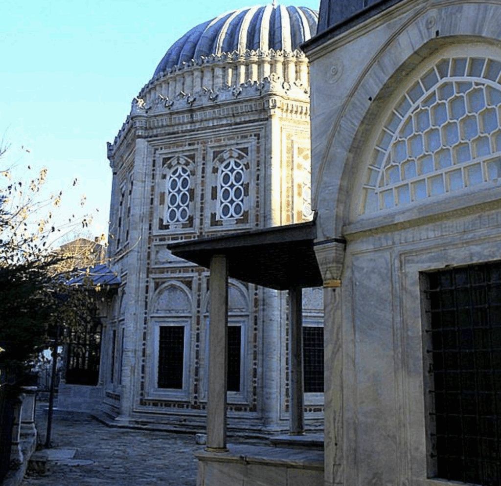 ŞEHZADE MAHMUD TÜRBESİ
