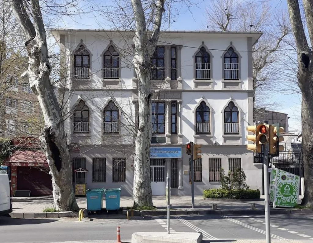 CEZAYİRLİ GAZİ HASANPAŞA İLKOKULU