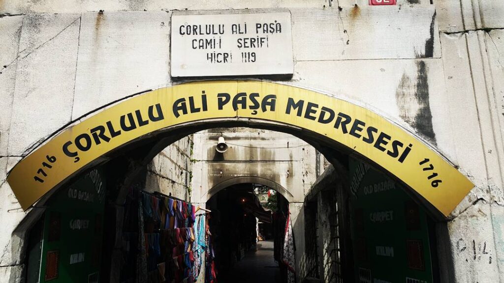 ÇORLULU ALİ PAŞA MEDRESESİ