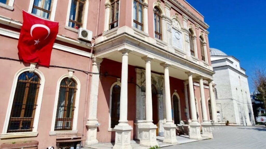 FATİH İMAM HATİP ORTAOKULU