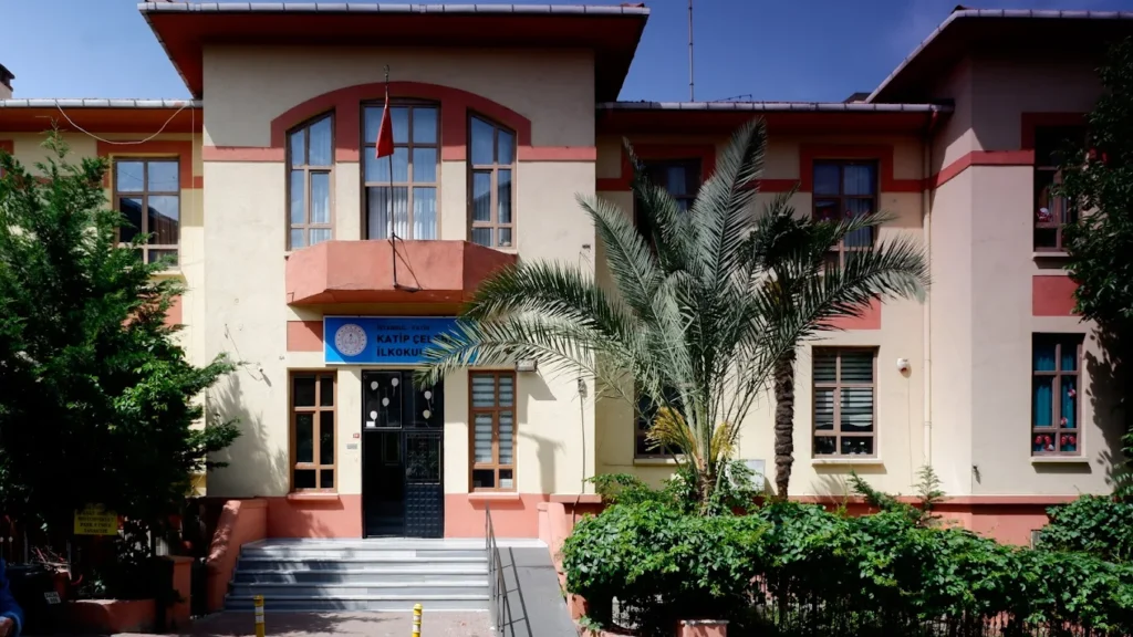 KATİP ÇELEBİ İLKOKULU