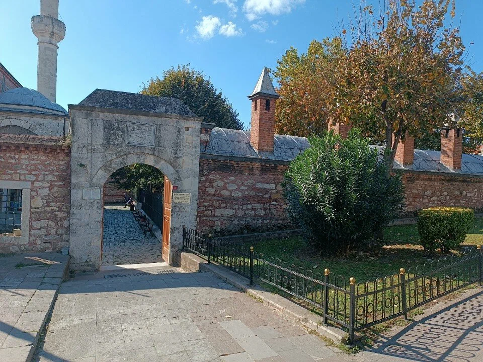 KÜÇÜK AYASOFYA MEDRESESİ