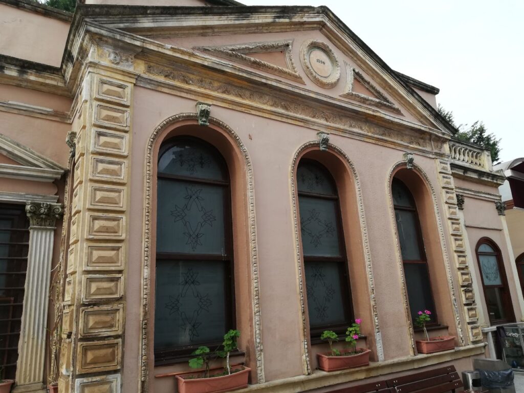 MERYEM ANA ERMENİ PATRİKLİK KİLİSESİ