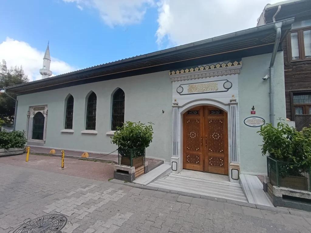 NUREDDİN CERRAHİ TEKKESİ