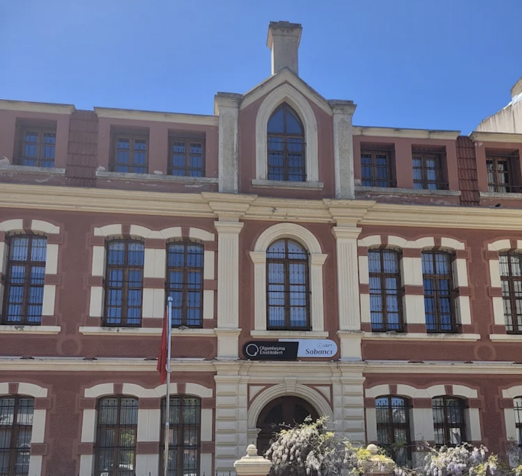 SABANCI MODA AKADEMİSİ