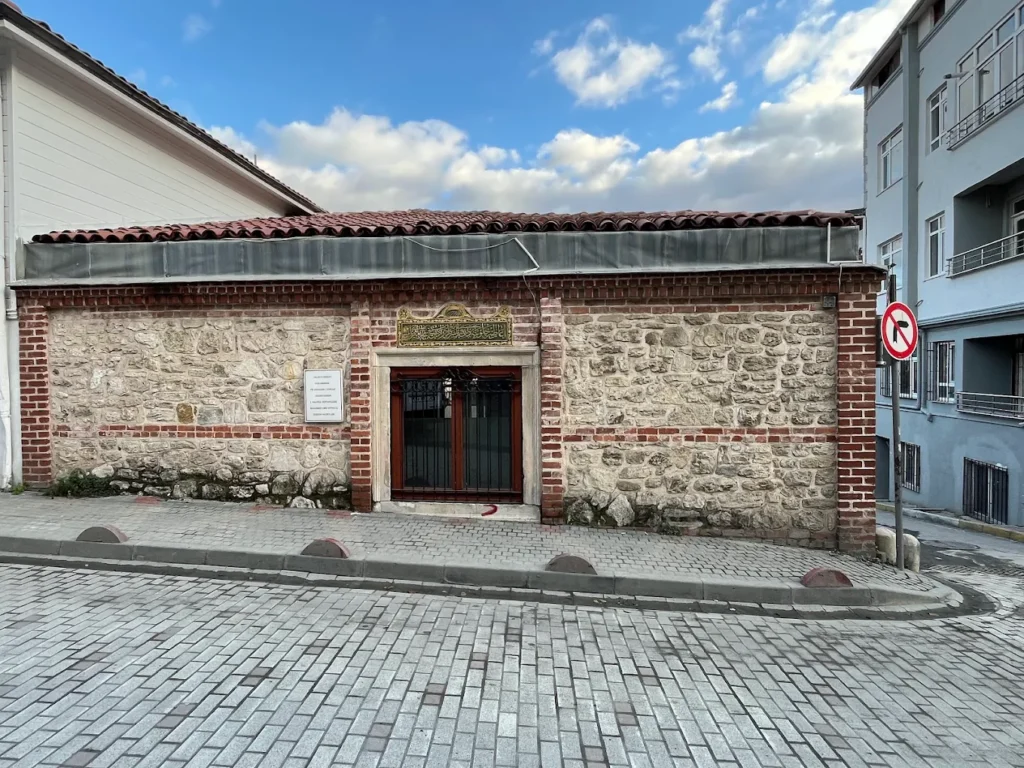 SERTARİKZADE TEKKESİ (FATİH)