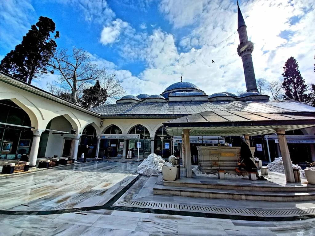 SİNAN PAŞA MEDRESESİ (BEŞİKTAŞ)