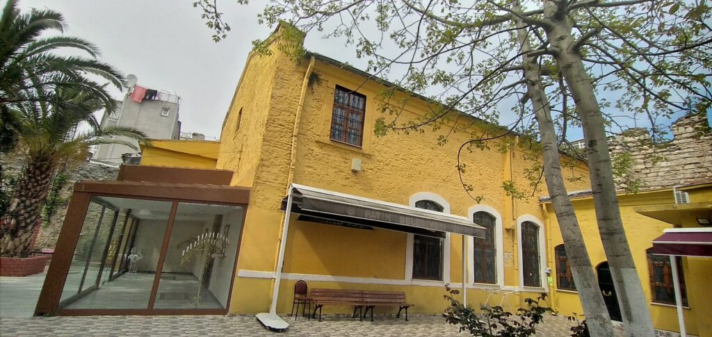 SURP HARUTYUN ERMENİ KİLİSESİ (FATİH)