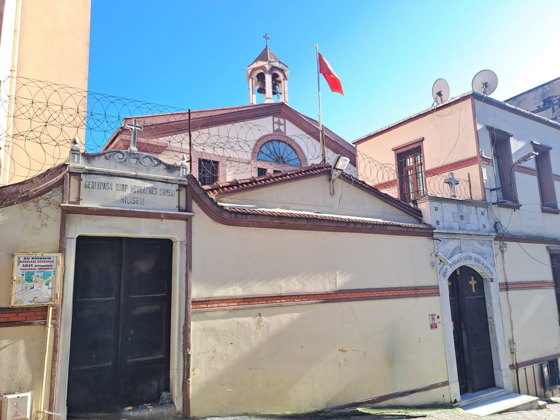 Surp Hovhannes Ermeni Kilisesi